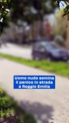 Auto danneggiate dall’uomo nudo, il Comune pagherà i risarcimenti. E Mahmoud querela gli ‘hater’