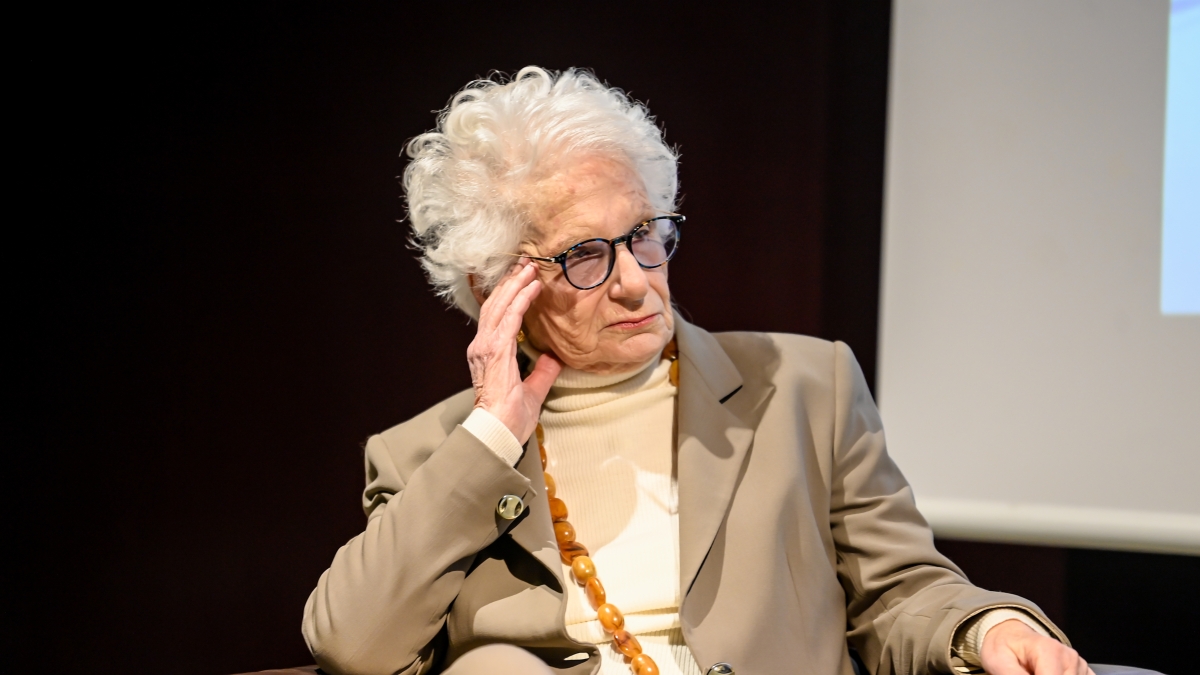 Liliana Segre: «Ho quasi 96 anni e ancora mi scrivono: perché non muori? L'odio trascina le persone». Piantedosi: «Caos corteo, la Brigata ha il diritto di sfilare»