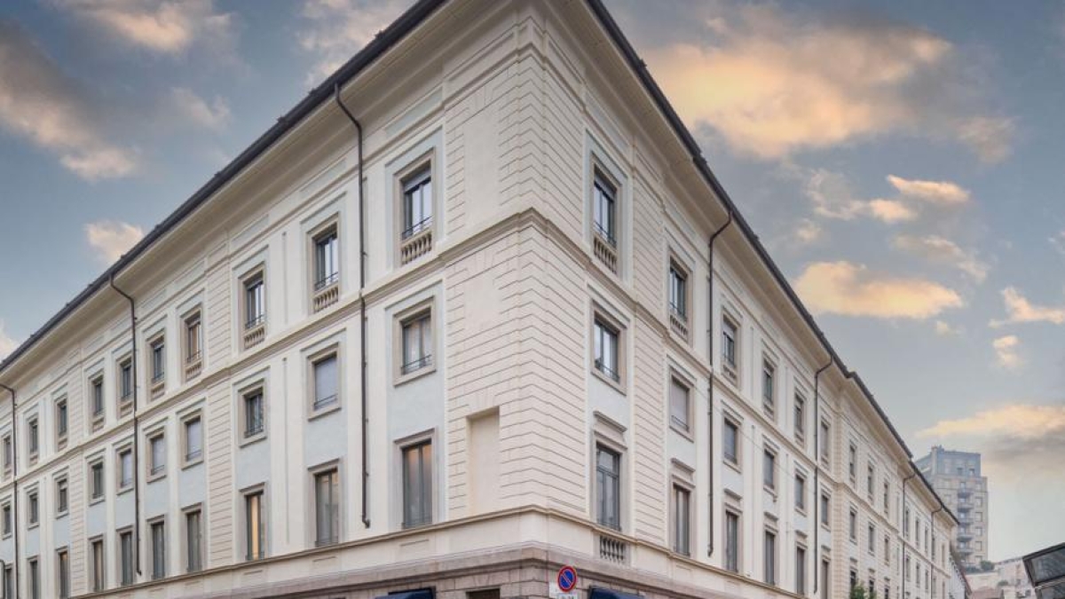 Kering vende a più di un miliardo il palazzo dei record di Montenapoleone alla società del Qatar Al-Mirqab