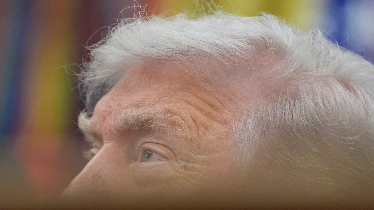 Off The Record | Trump minaccia di ritirarsi dalla Nato: perché ora fa sul serio (e il primo fronte di crisi sarà l'Ucraina)
