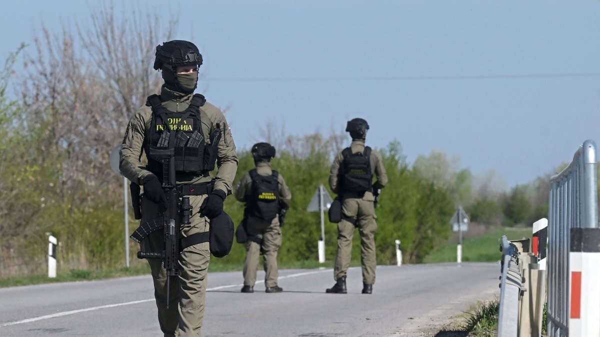 Serbia, «Scoperto esplosivo vicino a gasdotto». L'opposizione ungherese accusa: «False flag»