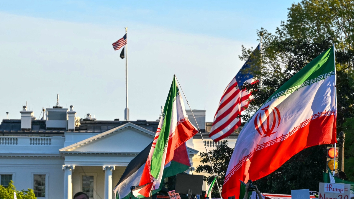 Kupchan: «Trump voleva entrare nella storia. Una destituzione in Iran? Ora è impossibile»