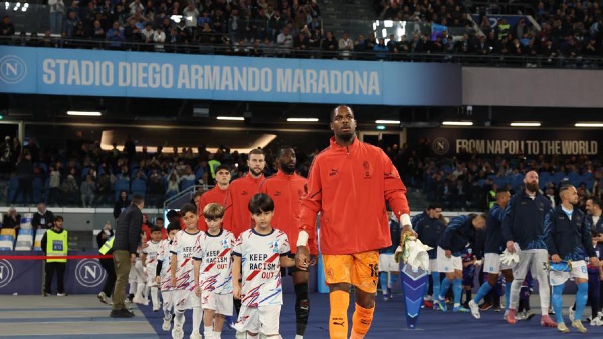 Milan, 130.000 euro di multe da ritardo: Allegri come Mourinho