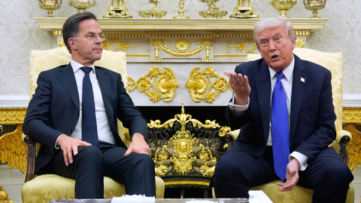 Trump contro la Nato, ora valuta di spostare le truppe in Europa, Rutte: «Gli alleati ci sono»