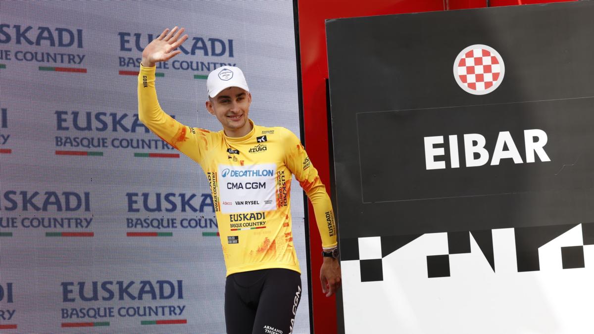 Ciclismo, Paesi Baschi: brilla la stella di Seixas: trionfa a 19 anni