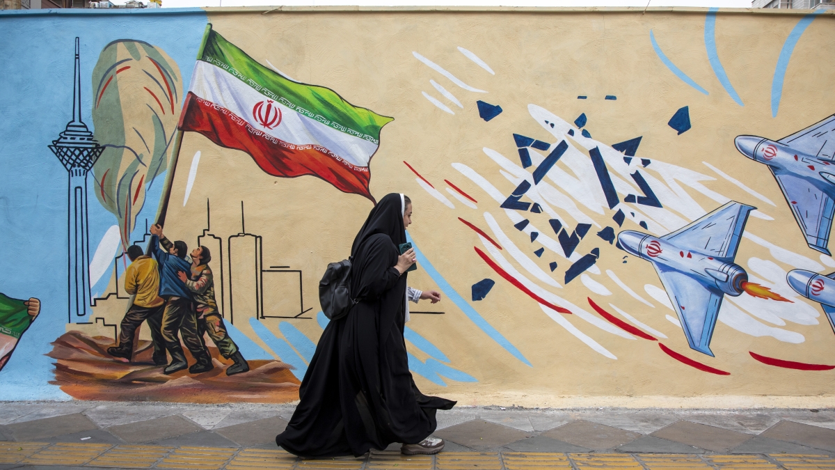 Guerra in Iran, le ultime notizie in diretta | Via al blocco Usa su tutti i porti iraniani. Il WSJ: possibile ripresa dei negoziati tra pochi giorni
