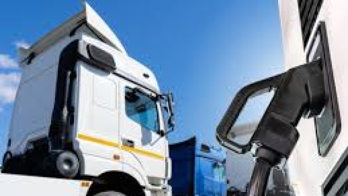 Stop autotrasportatori dal 20 al 25 aprile 2026 per i rincari del gasolio, camionisti in piazza e trasporti locali a rischio: i possibili disagi