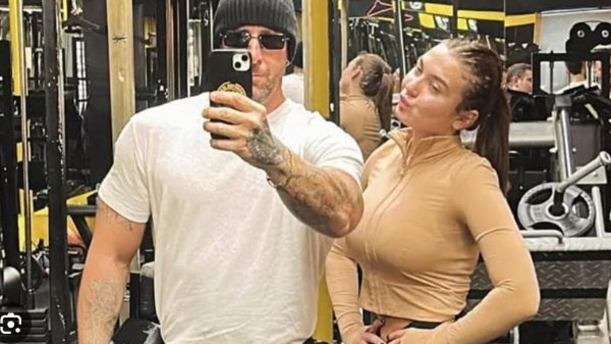 Chanel Totti vittima di body shaming. Il personal trainer la difende: «Voi violenti, vi nascondete dietro i social»