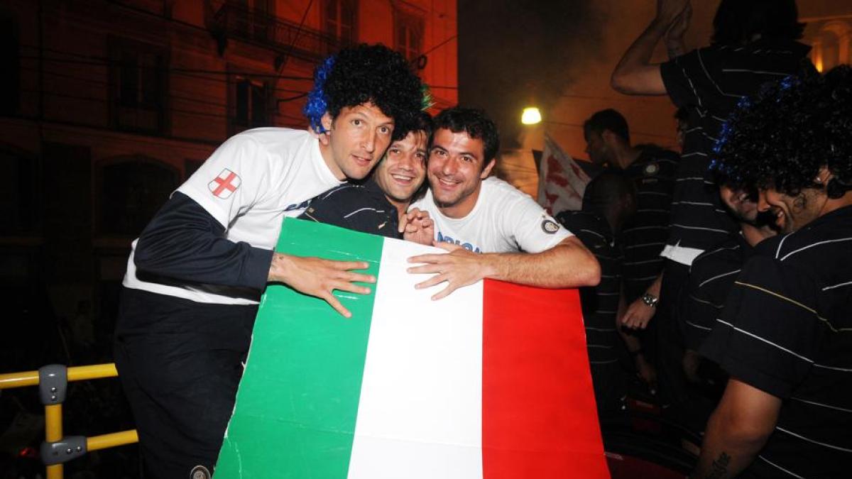 Inter, Chivu scudetto da giocatore e allenatore. In nerazzurro c'era riuscit Castellazzi