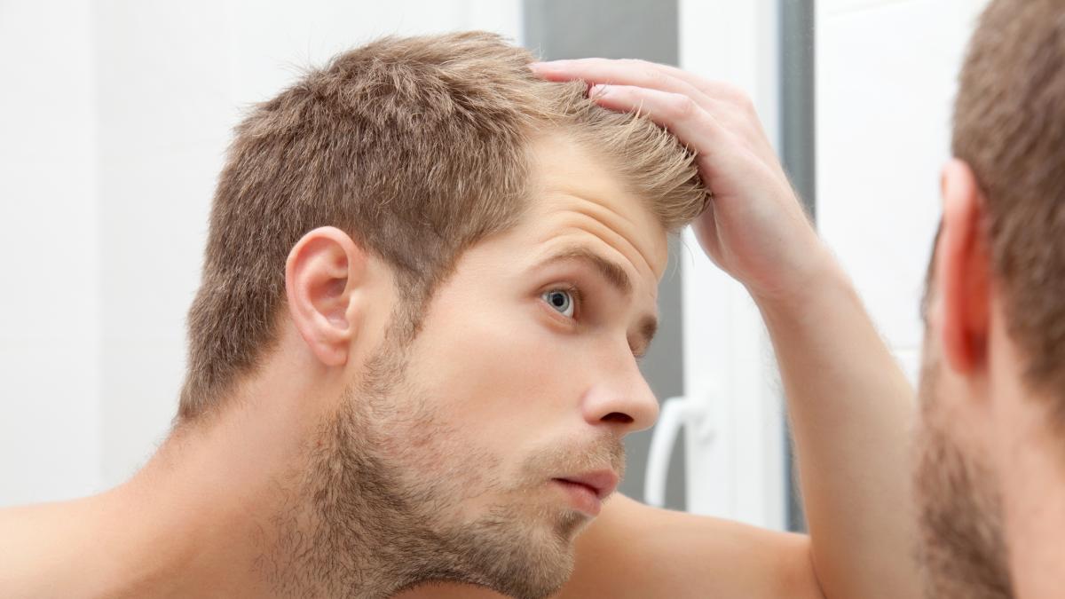 Crescita dei capelli: 10 cibi che la favoriscono secondo i dermatologi