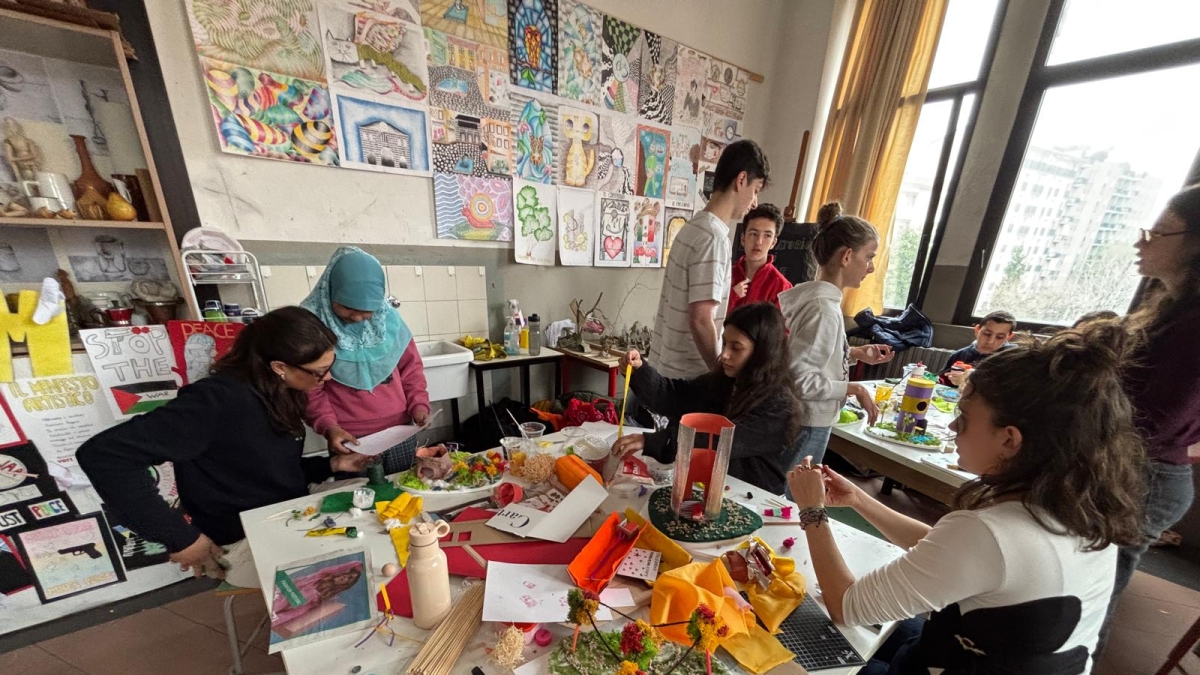 «House of Heart», i progetti di cento ragazzi diventano realtà con l'archistar Toyo Ito: la mostra a Milano nei giorni del Salone