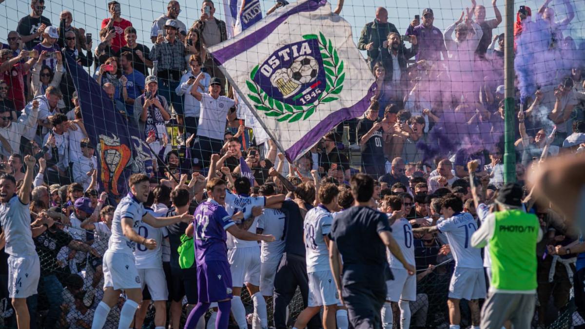 Ostiamare in Serie C: la festa di De Rossi per il risultato