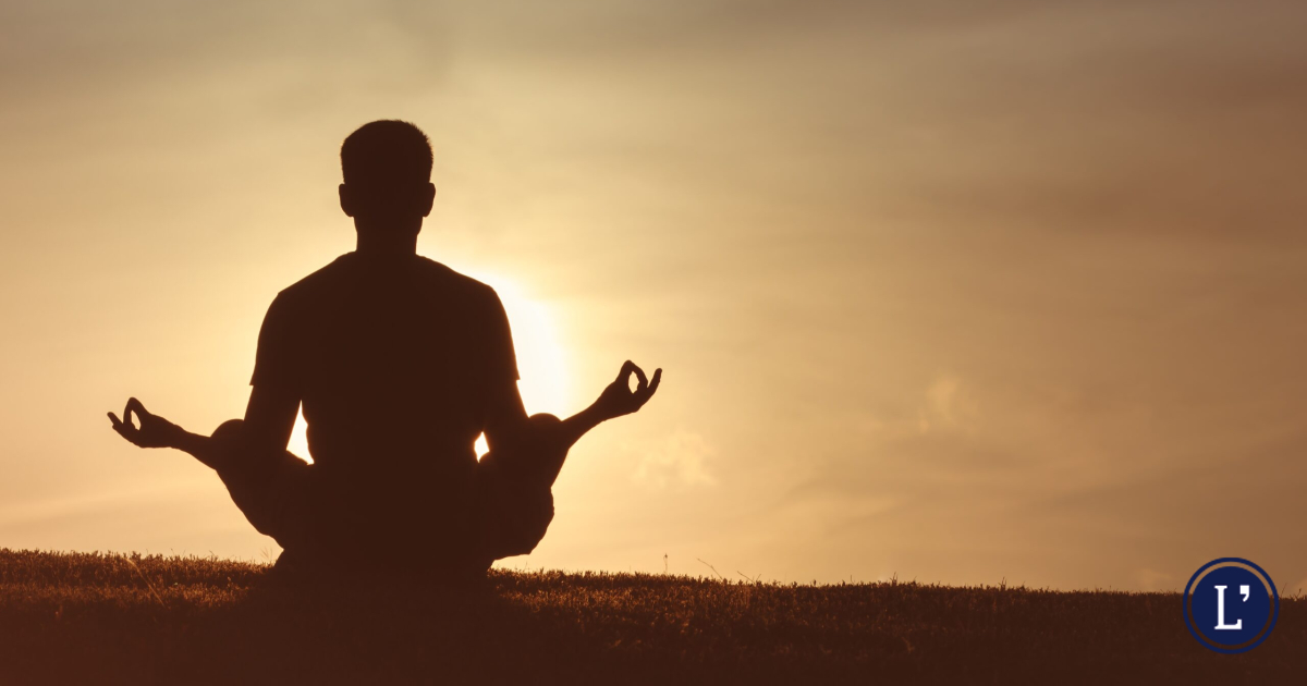 Meditare per 7 giorni riprogramma il cervello: attivate le stesse aree della psilocibina