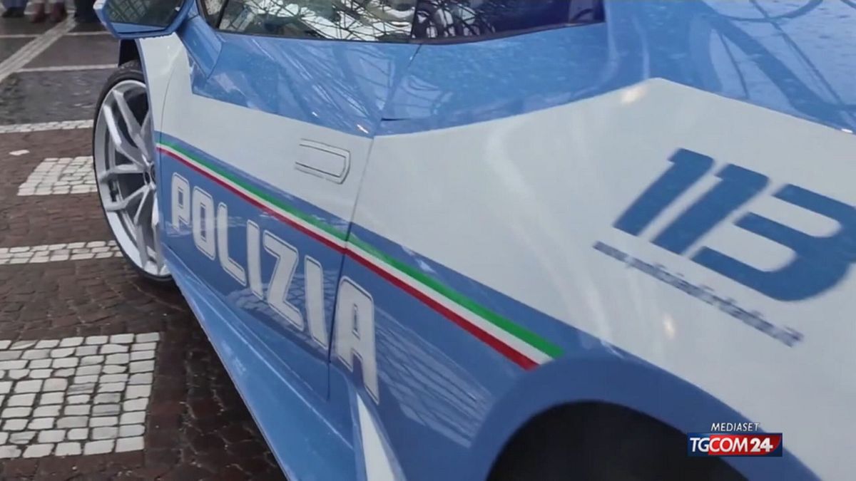 denunciati 2 giovani estrema destra