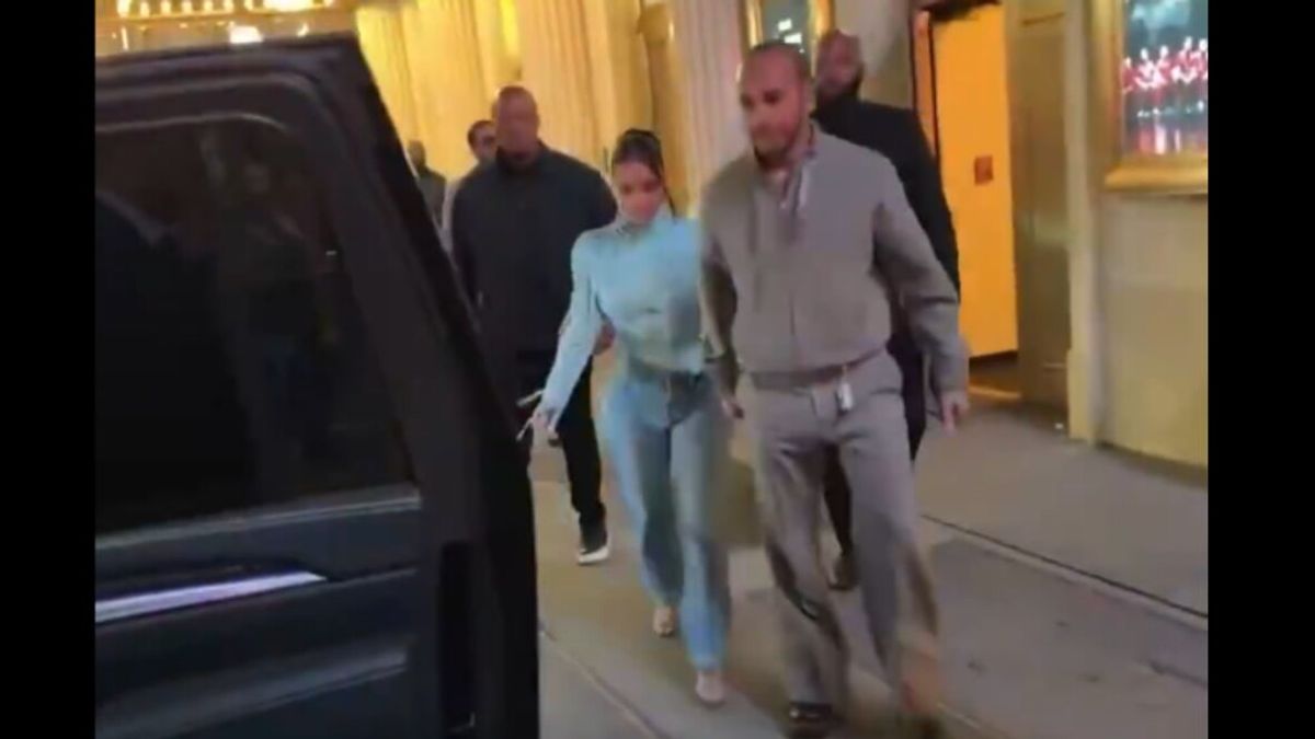 Kim Kardashian e Lewis Hamilton fotografati mano nella mano