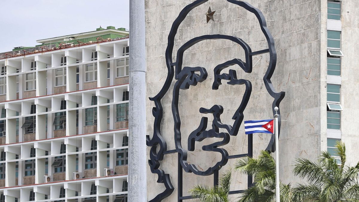 Cuba acquista oltre 300 droni, "studia attacchi contro gli Usa"