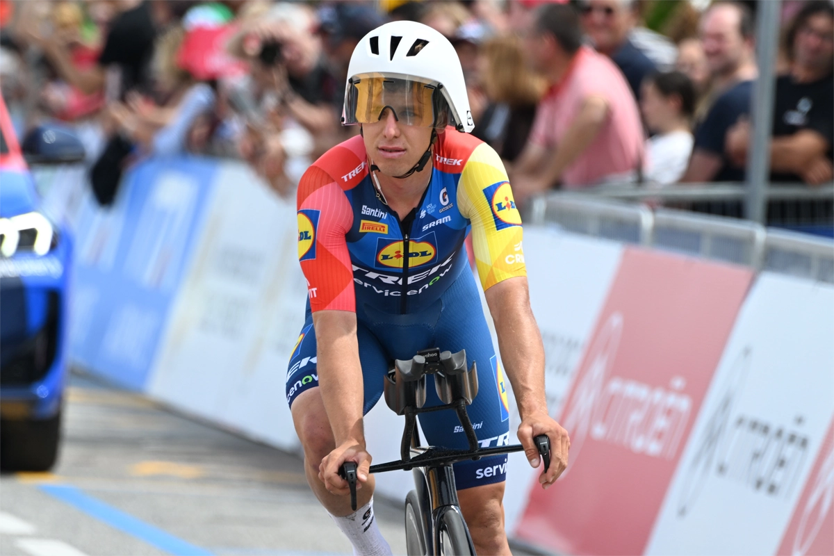 Giro d'Italia 2026, la polemica di Tim Torn Teutenberg: "È stata una barzelletta. Andavamo a 50 km/h e non guadagnavamo sulla fuga"