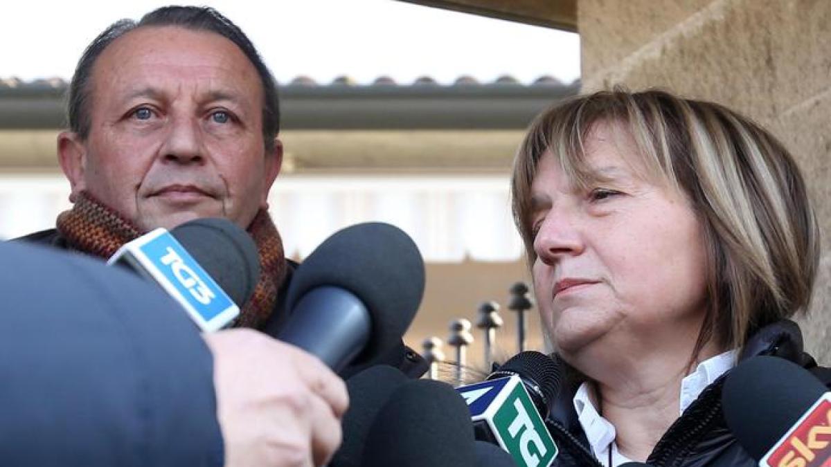 I Poggi e l'ira contro carabinieri e pm: «Noi intercettati, Sempio non è coinvolto». L'informativa: «Anomalia nell'intreccio tra la famiglia e l'indagato»