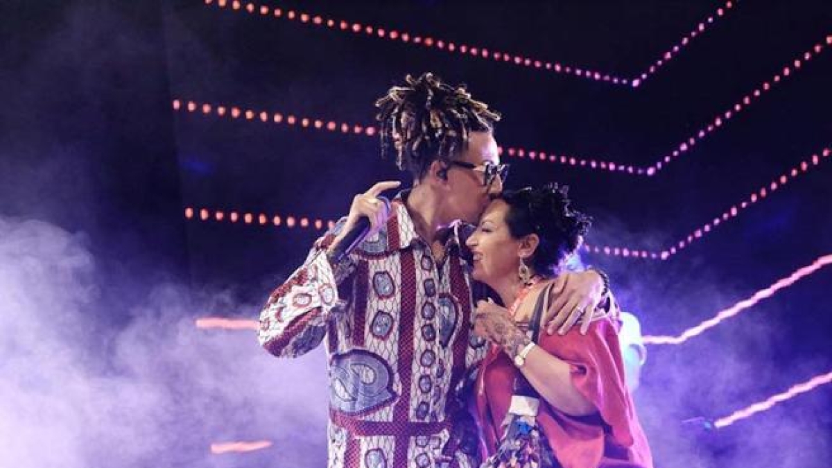 Ghali compie 33 anni: il legame con sua madre, il primo pseudonimo,la vita privata molto riservata