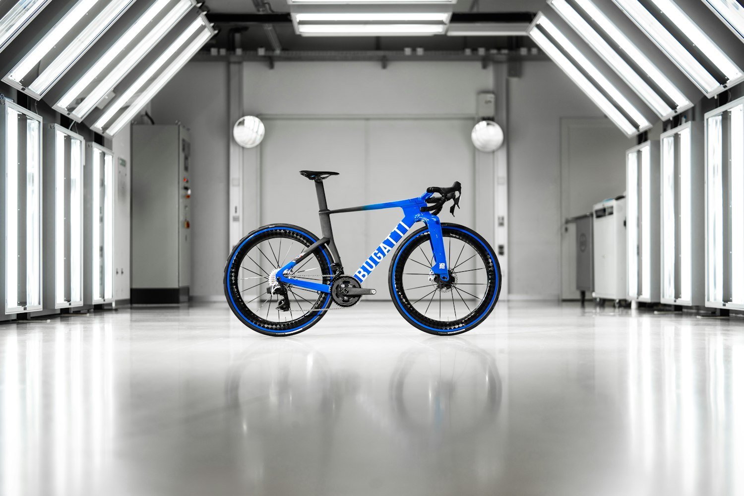 Bugatti Factor One: la bicicletta da corsa in edizione limitata che costa 26.000 euro