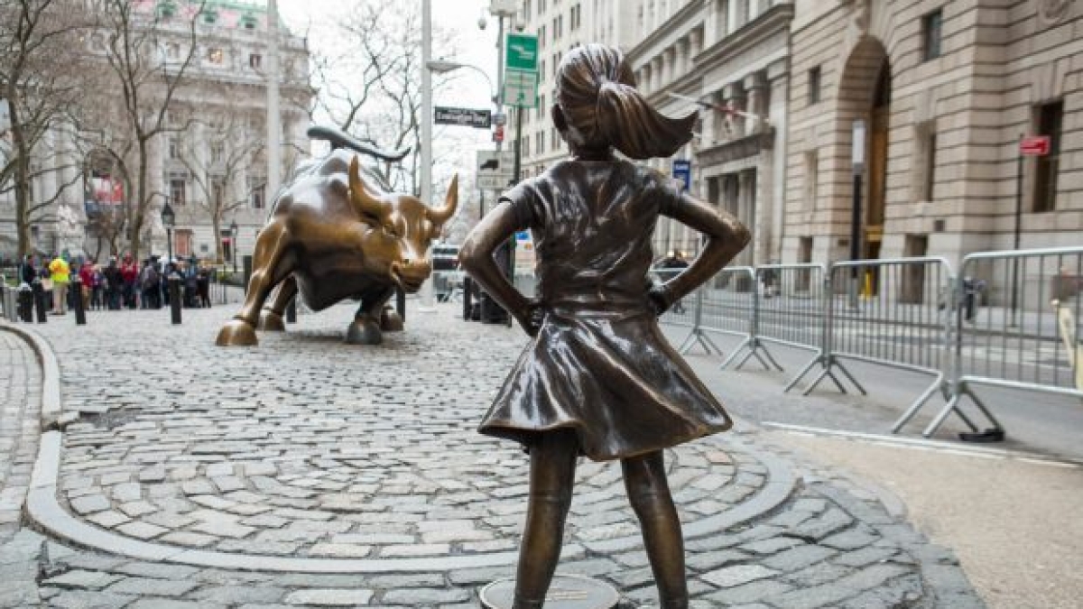 Wall Street, il rally che non torna: la Borsa sale con guerra e inflazione. E il mercato scommette ancora su Trump