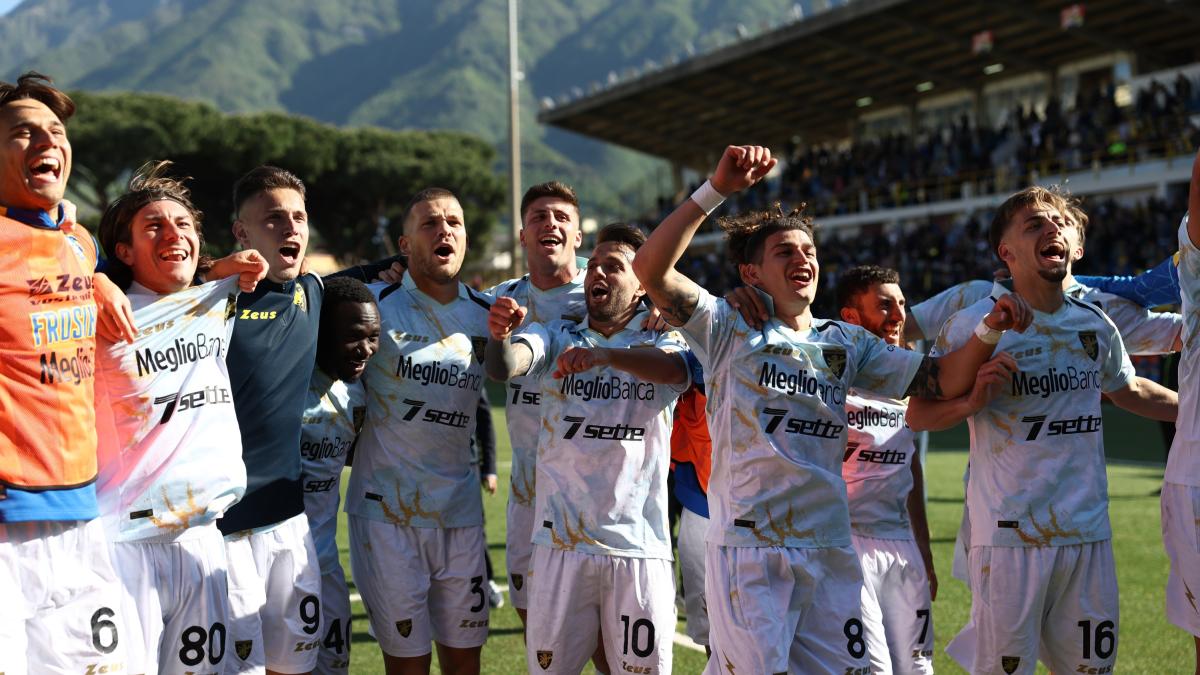 Serie B, Frosinone a Pescara, Spezia e Reggiana: ultimi 90', 15 le squadre in ballo