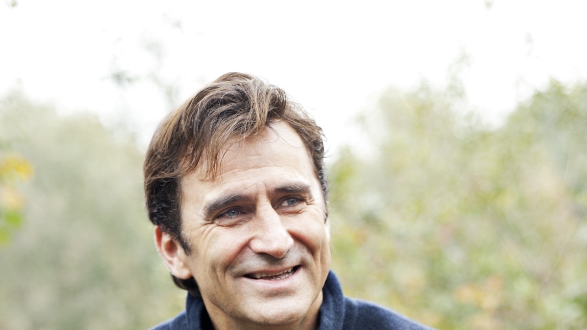 Bologna, la città e le reazioni alla morte di Alex Zanardi | Gianni Morandi: «Un grazie immenso». Vasco Rossi: «Hai sfidato l'impossibile»