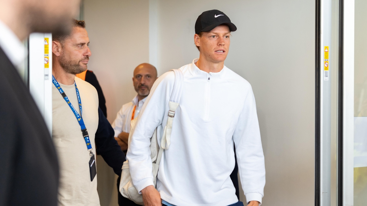 Internazionali di tennis: Jannik Sinner è arrivato a Roma, il jet privato è sbarcato all'aeroporto di Ciampino