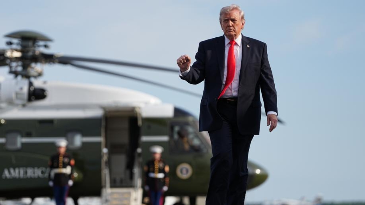 Trump torna ad attaccare papa Leone XIV: «Ritiene giusto che l'Iran abbia l'arma nucleare, mette in pericolo i cattolici»