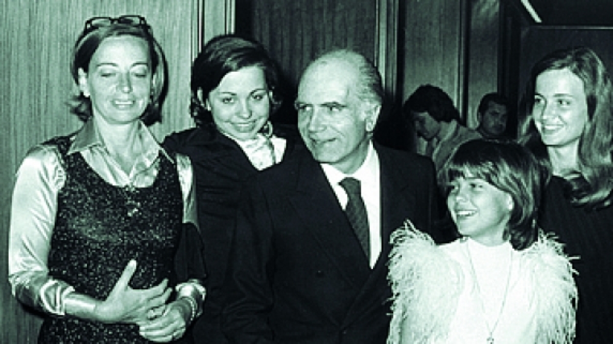 Cristina Comencini compie 70 anni: il rapporto con il padre regista Luigi, il figlio Carlo Calenda avuto a 17, 7 segreti