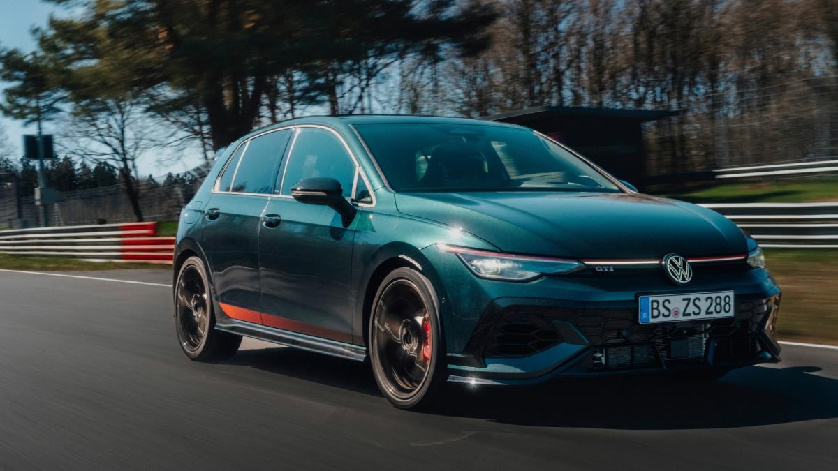 Volkswagen Golf Gti Edition 50 è la trazione anteriore più veloce al Nürburgring