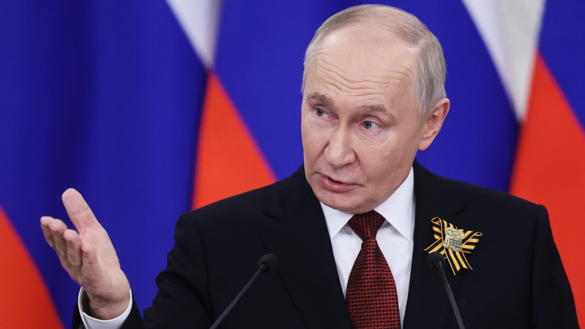 Guerra Ucraina-Russia, le notizie in diretta | Putin: «Credo che la guerra sia al termine. Mosca non ha mai rifiutato di negoziare con la Ue, preferirei Schröder»