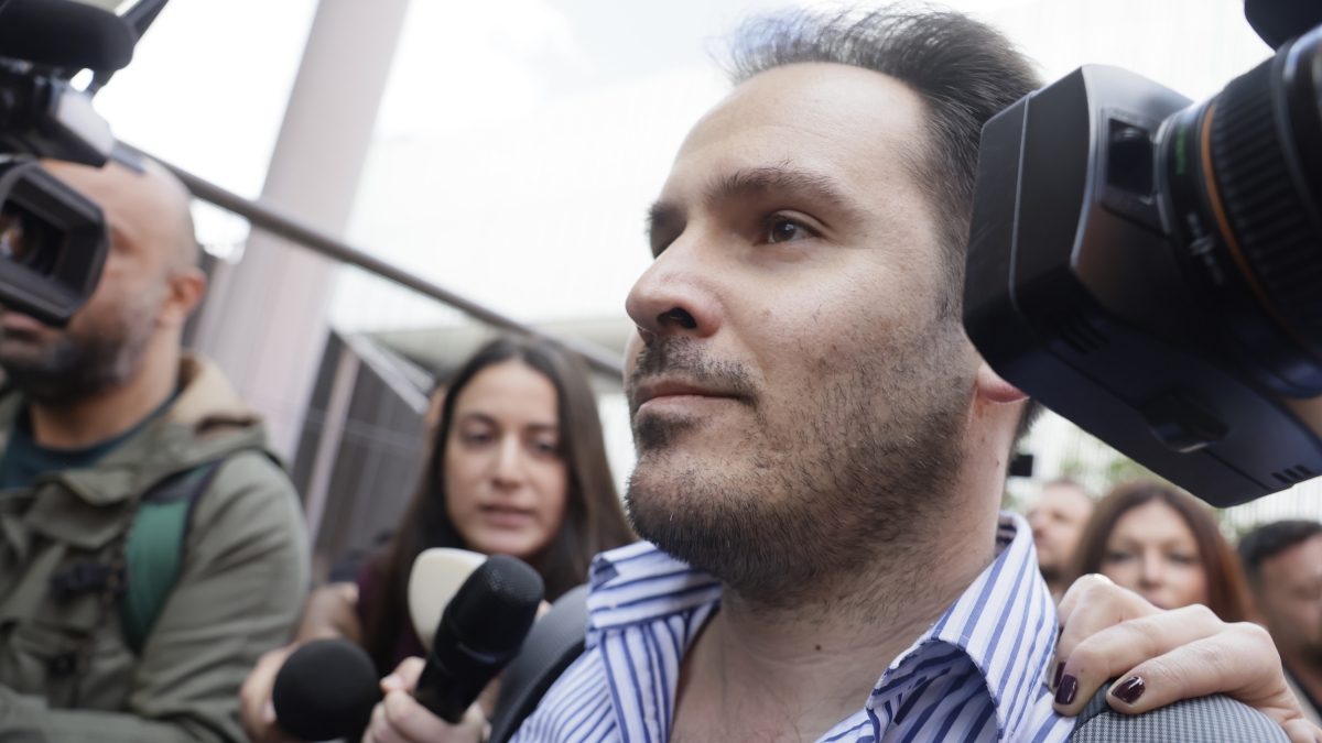 I legali di Andrea Sempio: «Vive tumulato in casa: di fatto è già ai domiciliari». A Roma per incontrare la psicologa di parte