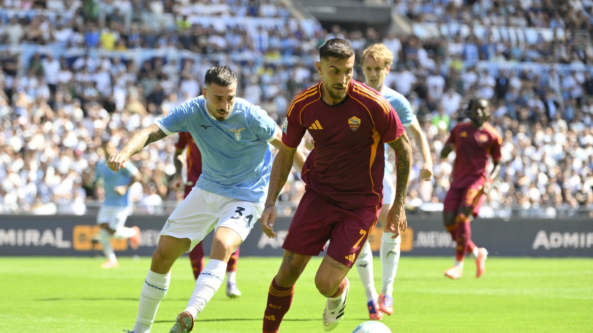 Roma-Lazio domenica alle 12 e la finale degli Internazionali d'Italia alle 17.30: l'ultima ipotesi per scongiurare il rinvio a lunedì