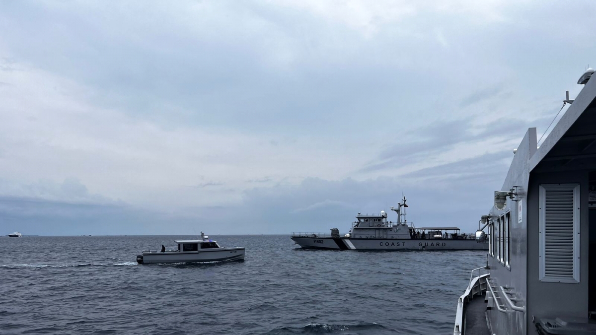 Maldive, il recupero dei corpi degli italiani morti, in diretta | Due cadaveri in superficie oggi, gli altri due mercoledì. Operazione iniziata: ci sarà una staffetta fra i sommozzatori da 30 a 7 metri