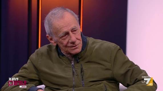 Roberto Vecchioni racconta del suo malore in tv: «Ho chiesto all'infermiera se ero morto, mi ha risposto tutti dobbiamo morire»