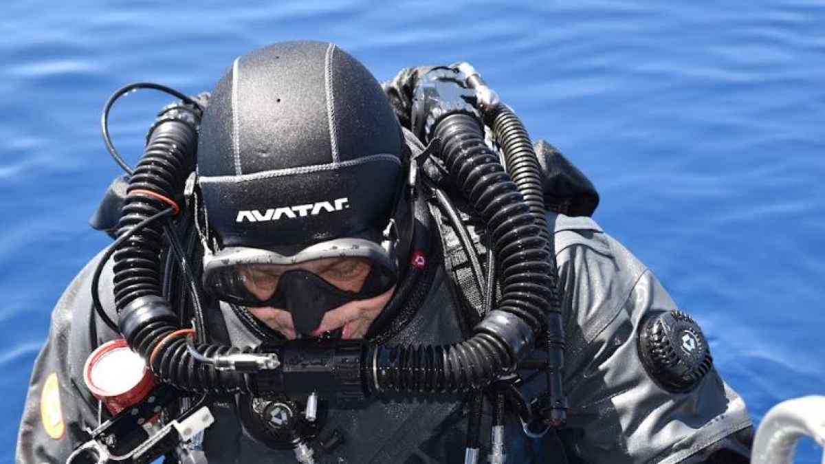 Chi sono i sub finlandesi coinvolti nel recupero dei corpi alle Maldive: «Possono scendere fino a 100 metri»