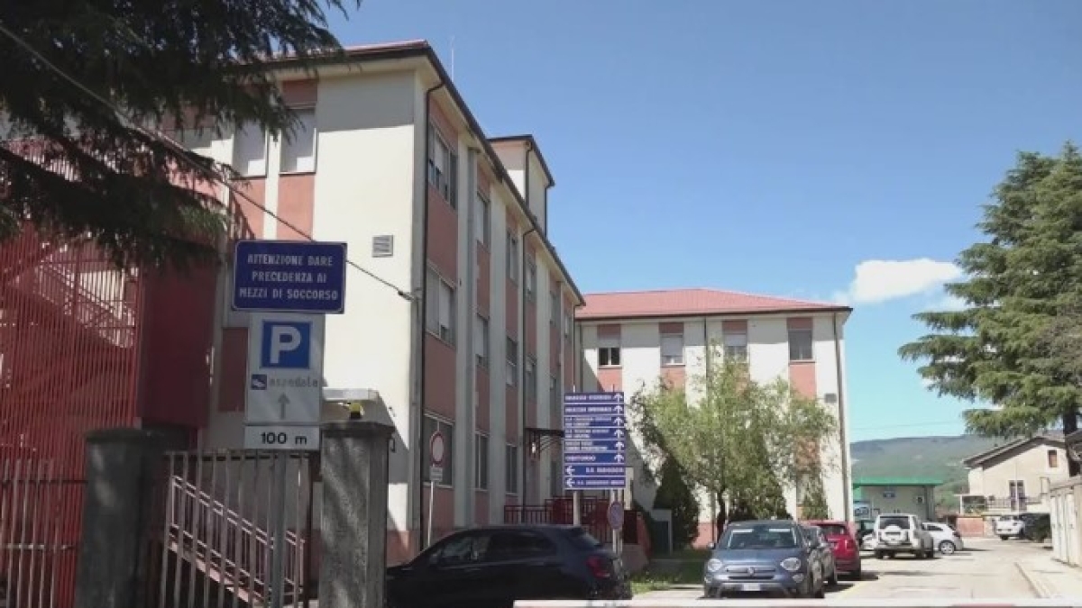 Cosenza, ricoverato per Covid muore per un'infezione presa in corsia: ospedale di Rogliano condannato al risarcimento da un milione di euro