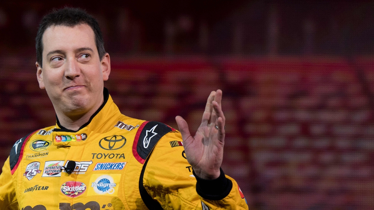 Kyle Busch morto a 41 anni per una malattia improvvisa, chi era la leggenda della Nascar. Ha vinto domenica scorsa, 11 giorni fa chiedeva: «Al traguardo fatemi una puntura»