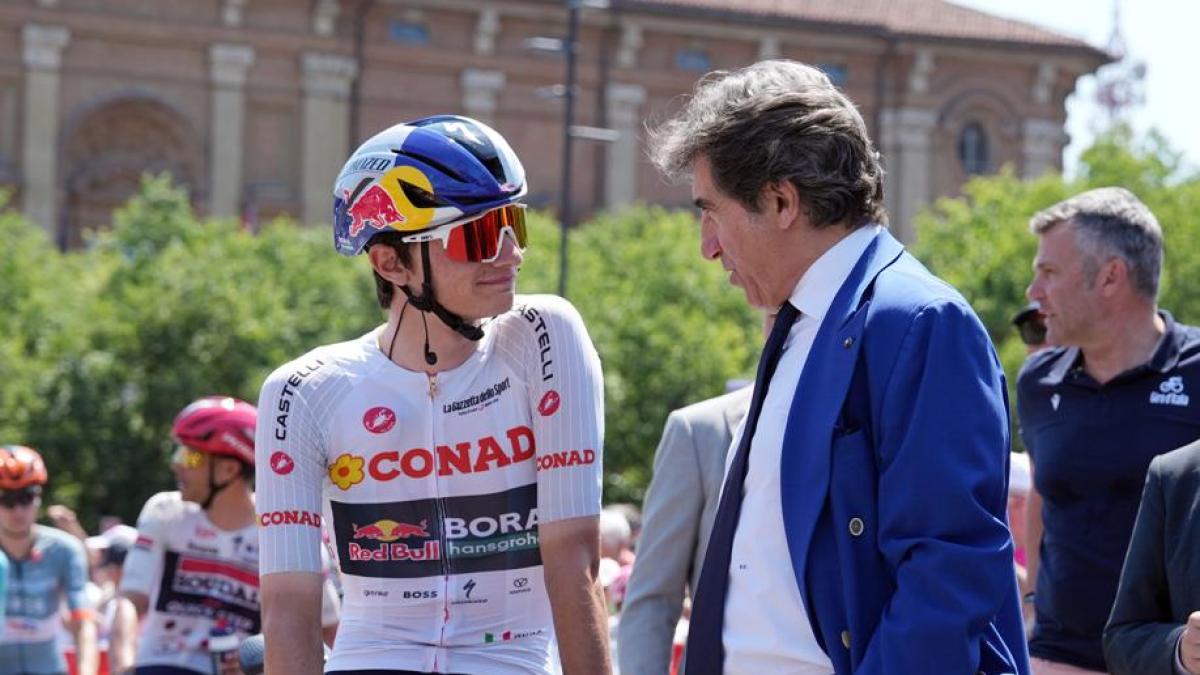 Giro 2026, Cairo a Pila: "Vingegaard il più forte, tifosi spettacolo"