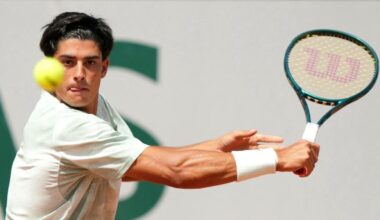 Roland Garros, la favola di Cinà: batte Opelka all'esordio in uno Slam, è il primo 2007 a vincere una partita in un Major