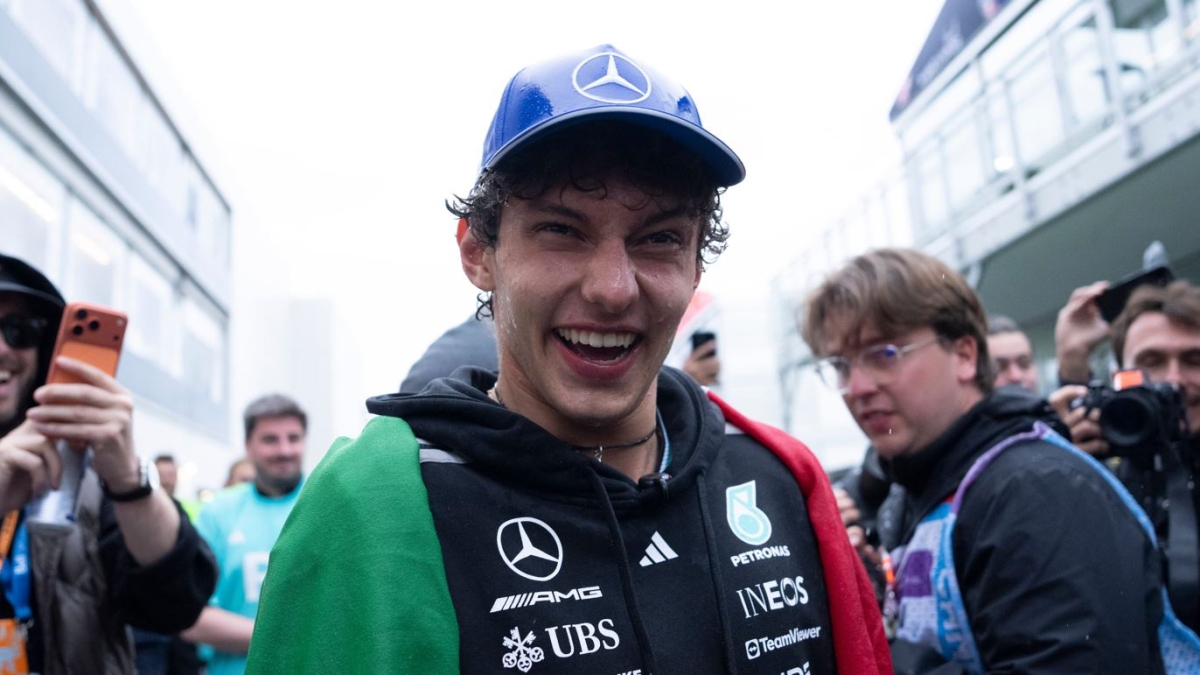 Kimi Antonelli: «Ora sono consapevole del mio potenziale. Russell? So che posso batterlo. Ci saranno cose da chiarire, per il Mondiale serve rispetto»