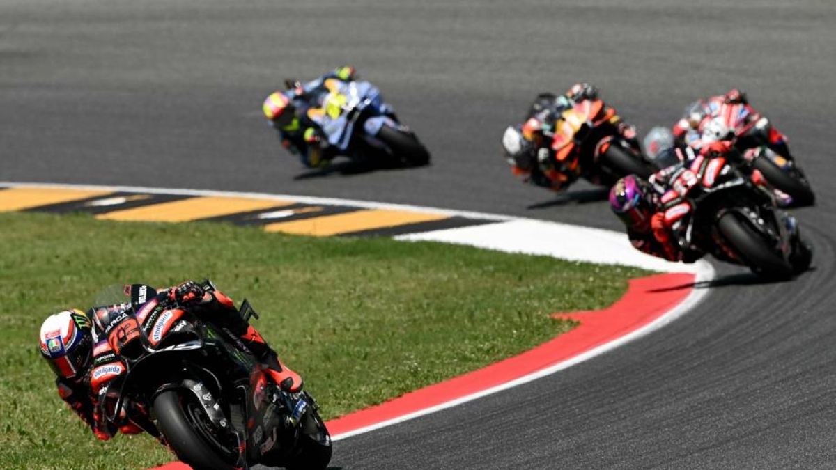 MotoGp al Mugello la gara in diretta: Bezzecchi trionfa davanti a Martin, Bagnaia sul podio. Marquez lotta ma chiude dietro
