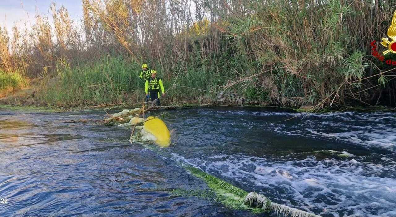 Capaccio, cadavere nel fiume all'interno di un kayak: è un turista tedesco