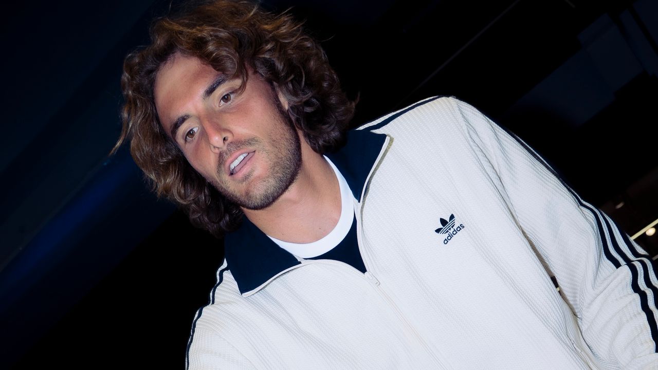 Stefanos Tsitsipas agli Internazionali di tennis 2026: «Non scendo in campo per sembrare di classe, bello e pulito, sono qui per sporcarmi le scarpe e lavorare sodo. La stagione sulla terra battuta è la migliore per giocare a tennis»
