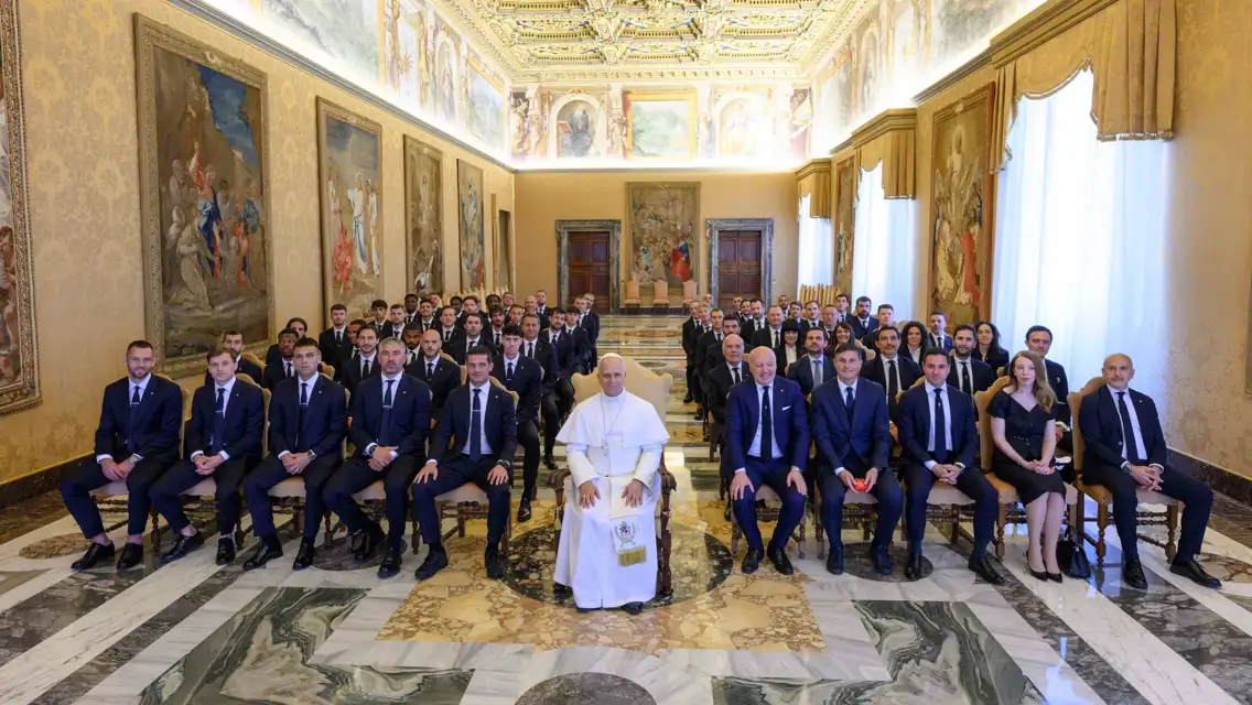 L'Inter ricevuta da Papa Leone XIV in Vaticano - Inter.it