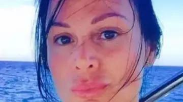 Il giallo di Elisabetta Ferretto, la modella scomparsa a New York: aveva denunciato le molestie di Jeffrey Epstein. “Una giungla”