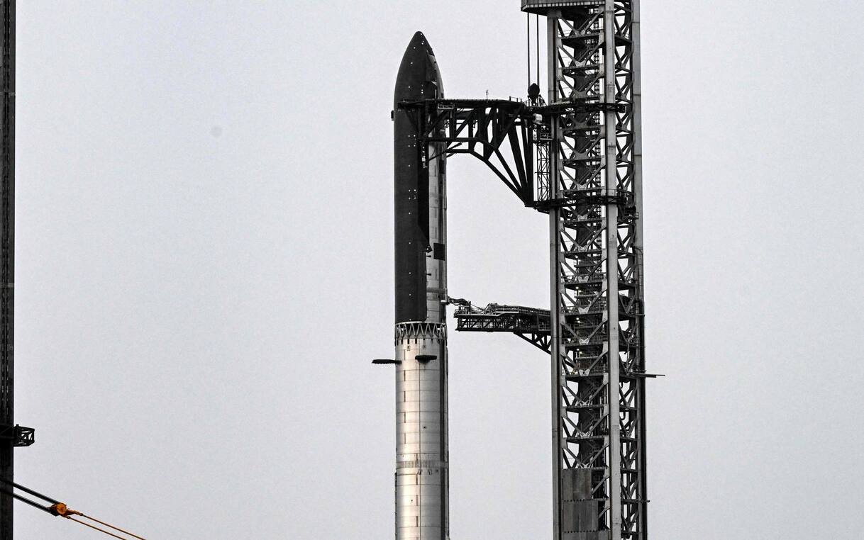 SpaceX, lancio Starship V3 rinviato per problemi tecnici