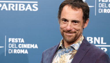 Elio Germano e la cooperativa rossa degli artisti battuti al Consiglio di Stato. Vince Netflix – Il Tempo