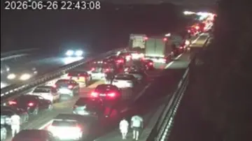 Incidente mortale in autostrada: tragedia nel Pisano, donna perde la vita